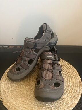 Teva Men’s Brown Mesh-Strap Outdoor Hiking Sandals